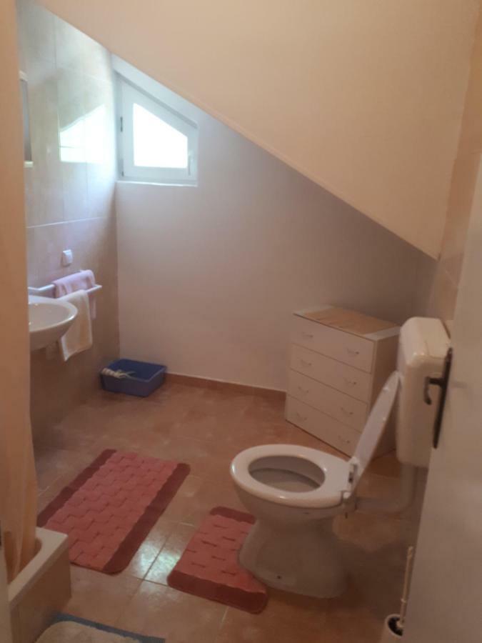 Apartmani Ivana โลปาร์ ภายนอก รูปภาพ